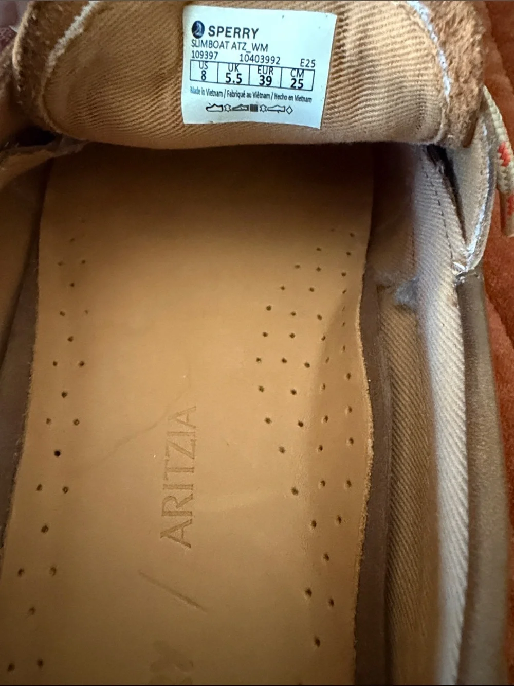 ARITZIA x SPERRY Brown Leather Boat Shoes with Multicolored Laces